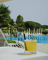 Spacious Apartment by the Beach - Tulipani