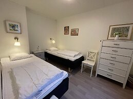 Cozy Holiday Home for 2 in Stenungsund