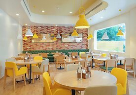 Bloom Hotel - DLF Cyber City