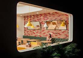 Bloom Hotel - DLF Cyber City