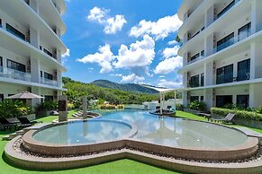 Naiharn Loft near Beach UTL B325