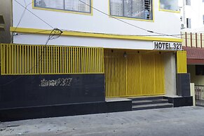 HOTEL.327