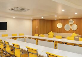 Bloom Hotel - Jubilee Hills