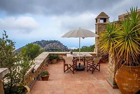 Smaragda Art Country House