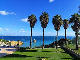 Lagos Ocean BAY With Pool by Homing