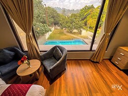 The Maple Woods Resort