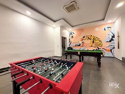 The Maple Woods Resort
