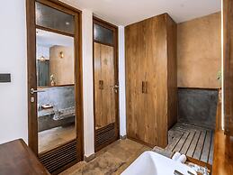 Klov Resort & Spa