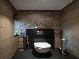 Klov Resort & Spa