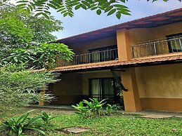 Klov Resort & Spa