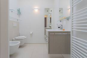 Valarin Luxury Apartments & Wellness by Rent all Como