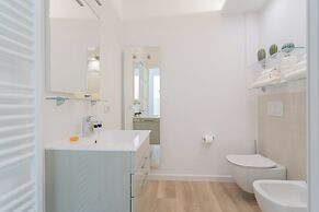 Valarin Luxury Apartments & Wellness by Rent all Como