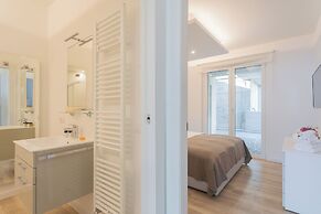 Valarin Luxury Apartments & Wellness by Rent all Como