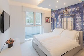 Valarin Luxury Apartments & Wellness by Rent all Como