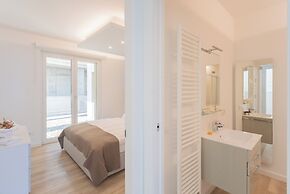 Valarin Luxury Apartments & Wellness by Rent all Como