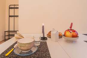 Breva Apartment Nearby Como S G Train Station
