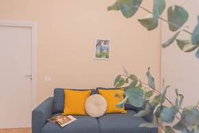 Simar Apartments nearby Como S.G. Train Station by Rent all Como