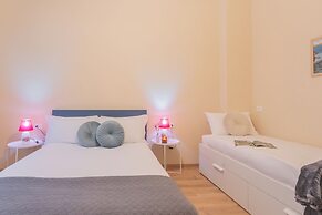 Simar Apartments nearby Como S.G. Train Station by Rent all Como