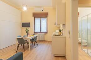 Simar Apartments nearby Como S.G. Train Station by Rent all Como