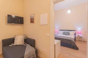 Simar Apartments nearby Como S.G. Train Station by Rent all Como
