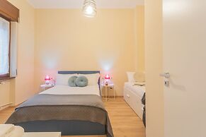 Simar Apartments nearby Como S.G. Train Station by Rent all Como