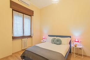 Simar Apartments nearby Como S.G. Train Station by Rent all Como