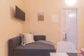 Simar Apartments nearby Como S.G. Train Station by Rent all Como