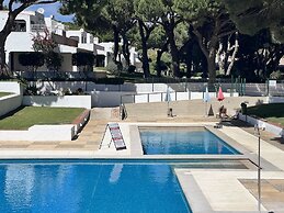 Albufeira Açoteias Villa by Homing