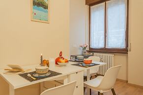Simar Apartments Nearby Como S G Train Station