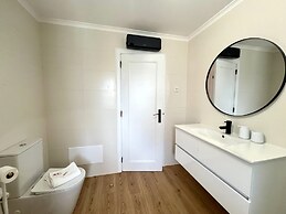 Vilamoura Marina Charming by Homing