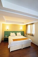 BREEZE HOTEL