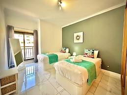 Vilamoura Prestige 2 With Pool by Homing