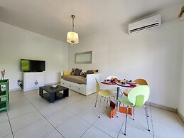 Quarteira Central 2 by Homing