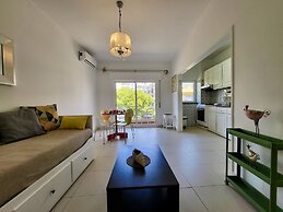 Quarteira Central 2 by Homing