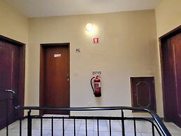 Quarteira Central 2 by Homing