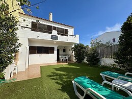 Faro Terrace Villa by Homing