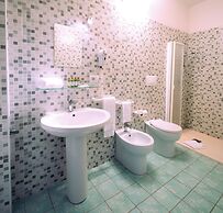 Hotel with swimming pool in Arbus