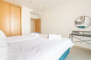 Lagos Marina View 4 With Pool by Homing