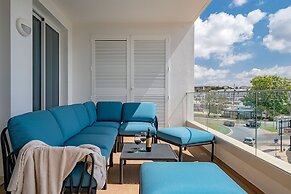 Lagos Marina View 1 With Pool by Homing