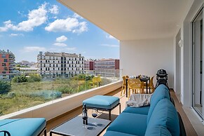 Lagos Marina View 1 With Pool by Homing
