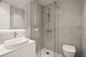 Lagos Deluxe 1 With Pool by Homing