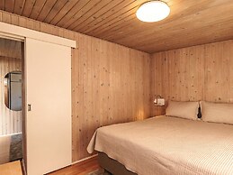 6 Person Holiday Home in Vaeggerlose