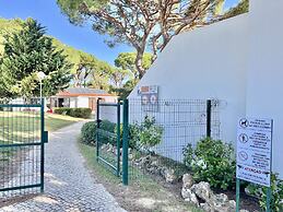 Vilamoura SUN Bright With Pool by Homing