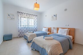 Lagos Ocean View 3 With Pool by Homing