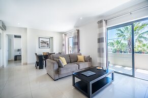 Vilamoura Pine Hills With Pool by Homing