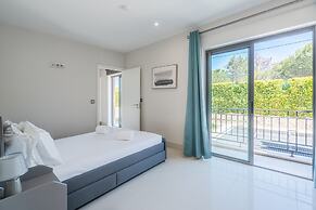 Vilamoura Pine Hills With Pool by Homing