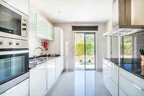 Vilamoura Pine Hills With Pool by Homing