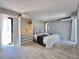 Vilamoura Premium Villa by Homing