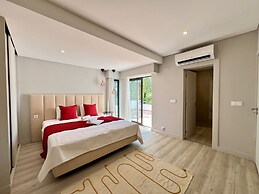 Vilamoura Premium Villa by Homing
