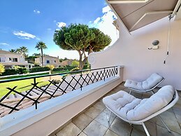 Vilamoura Deluxe Villa by Homing